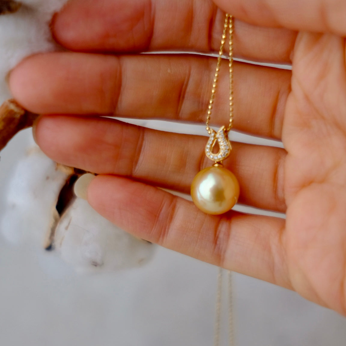Golden South Sea Pearl, 18K Diamond Pendant, 11.8mm