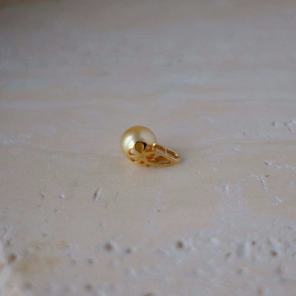 Golden South Sea Pearl, 18K Diamond Pendant, 13.2mm