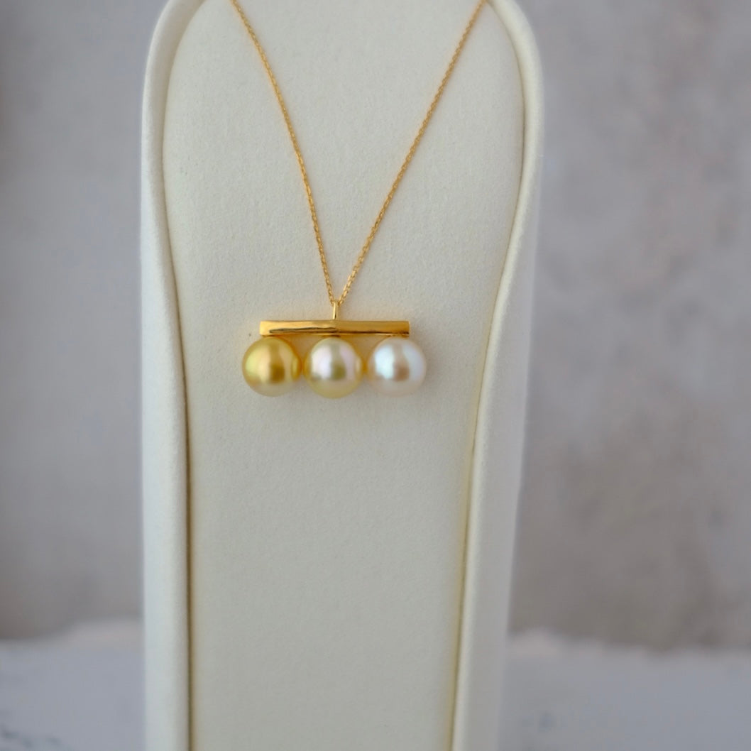 Golden South Sea Pearl, 18K Pendant, 11-11.5mm