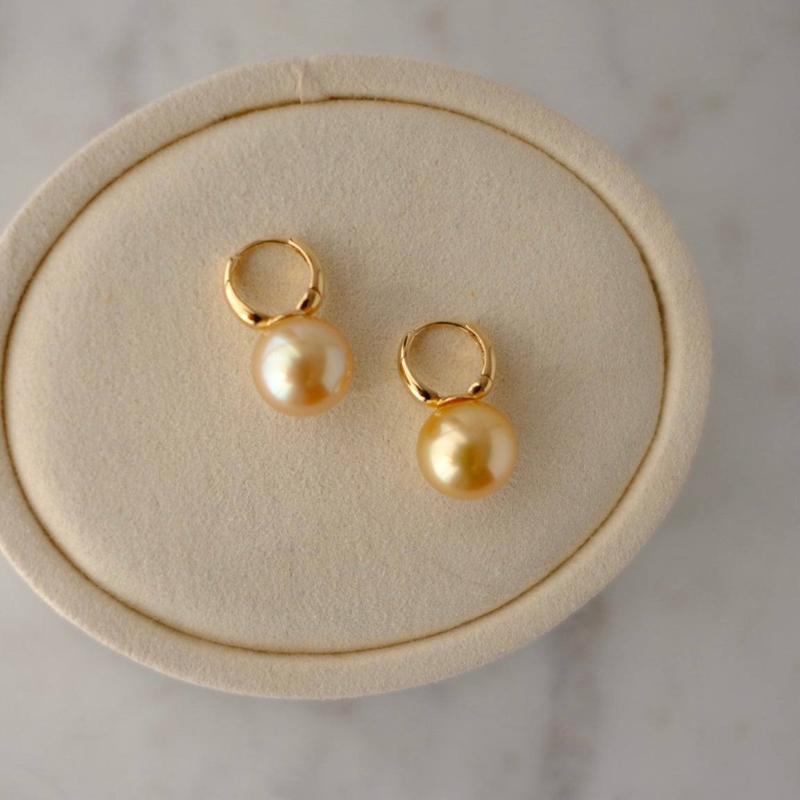 Golden South Sea Pearl, 18K Earrings, 11.7mm