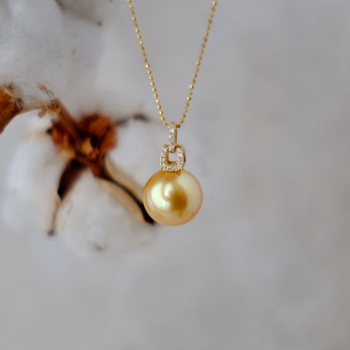 Golden South Sea Pearl, 18K Diamond Pendant, 13.5mm