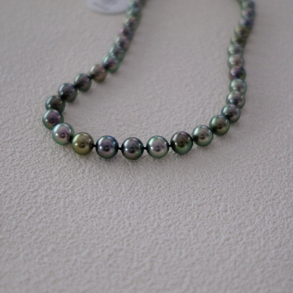 Tahitian Peacock Green Necklace, 8.2-11.2mm, Pearl Necklace, GUILD Certificate
