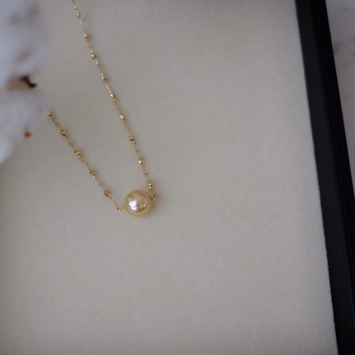 Golden South Sea Pearl, 18K Necklace, 11.8mm