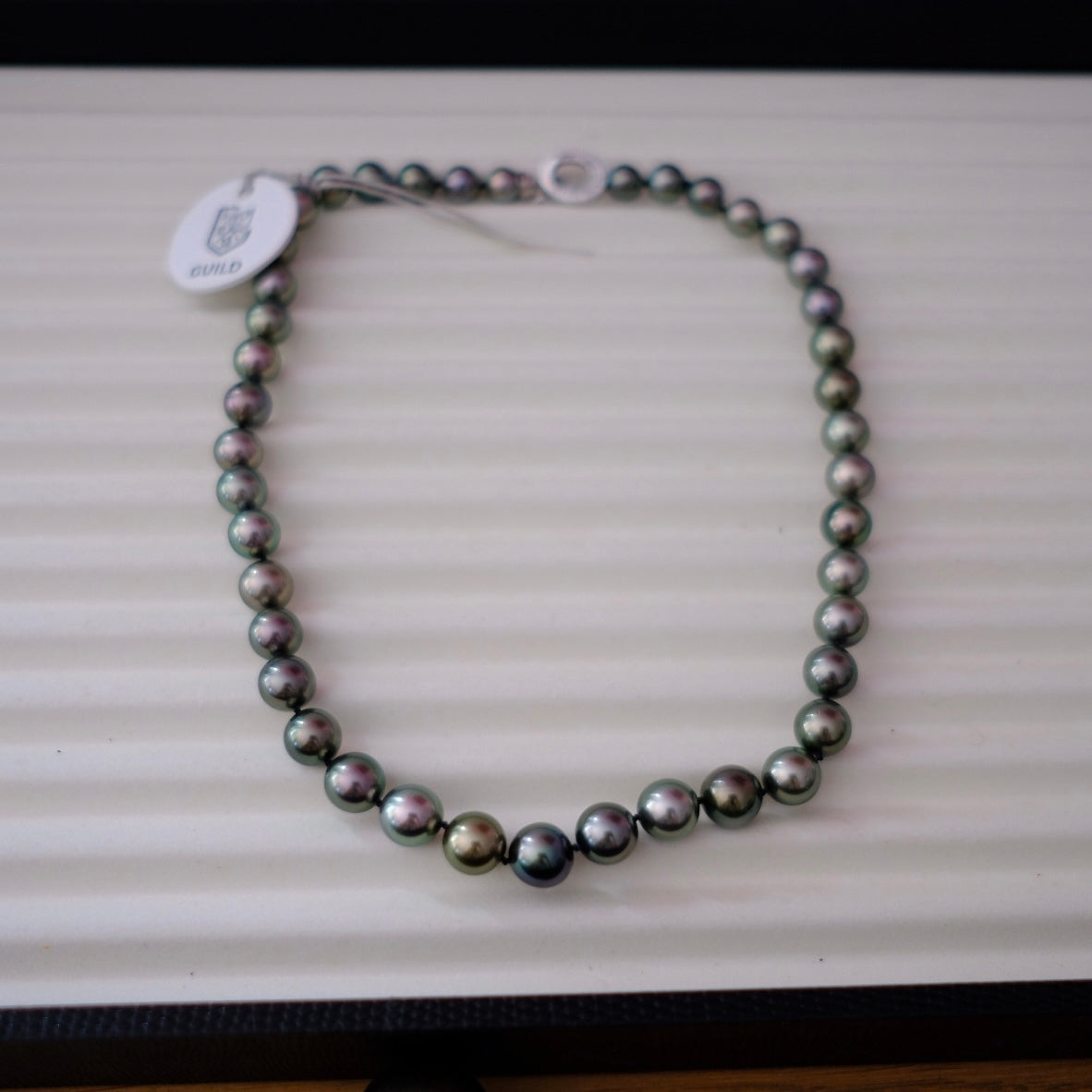 Tahitian Peacock Green Necklace, 8.2-11.2mm, Pearl Necklace, GUILD Certificate