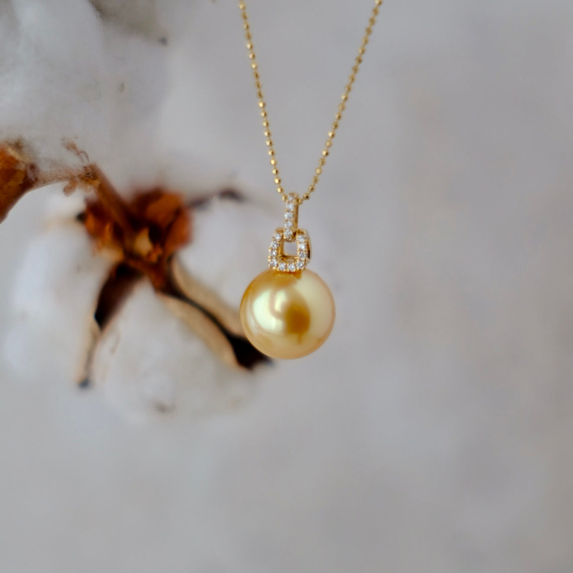Golden South Sea Pearl, 18K Diamond Pendant, 13.5mm