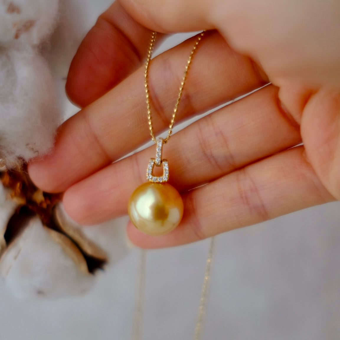 Golden South Sea Pearl, 18K Diamond Pendant, 13.5mm
