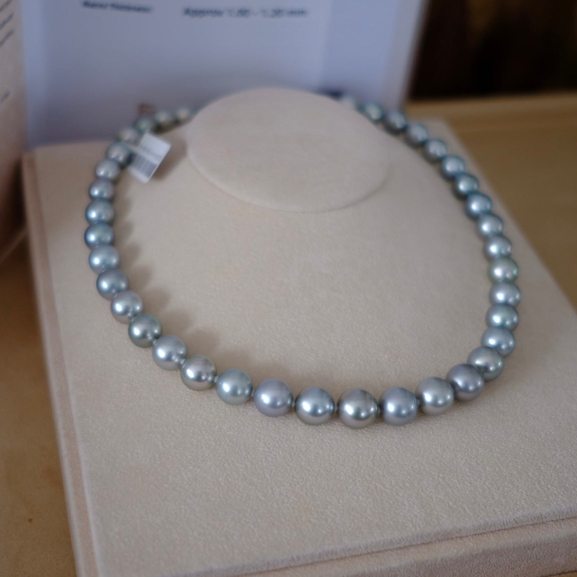 Tahitian Platium Gray Necklace, 9-11.9mm, Pearl Necklace, GUILD Certificate