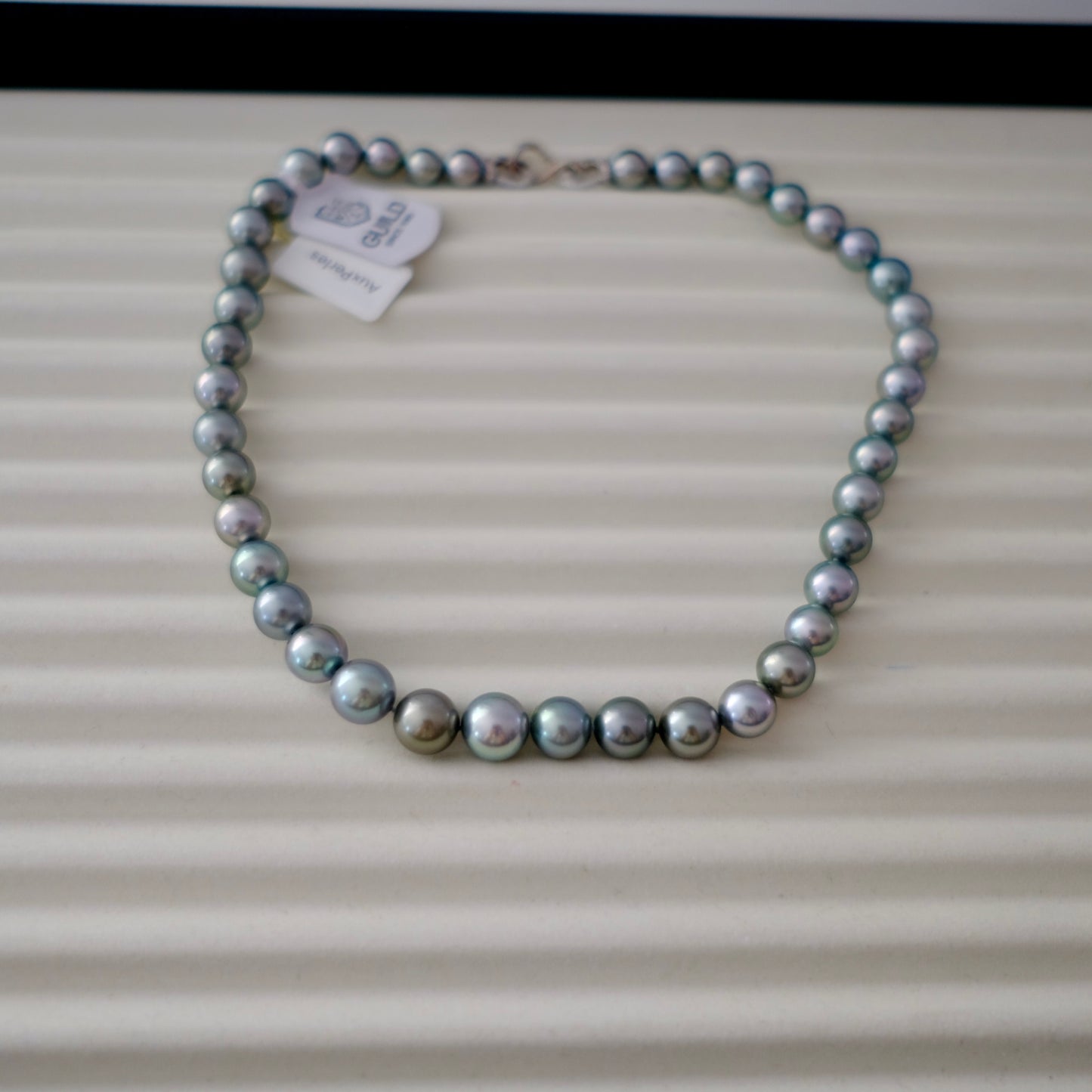 Tahitian Platinum Gray Necklace, 8.2-11.4mm, Pearl Necklace, GUILD Certificate #4190