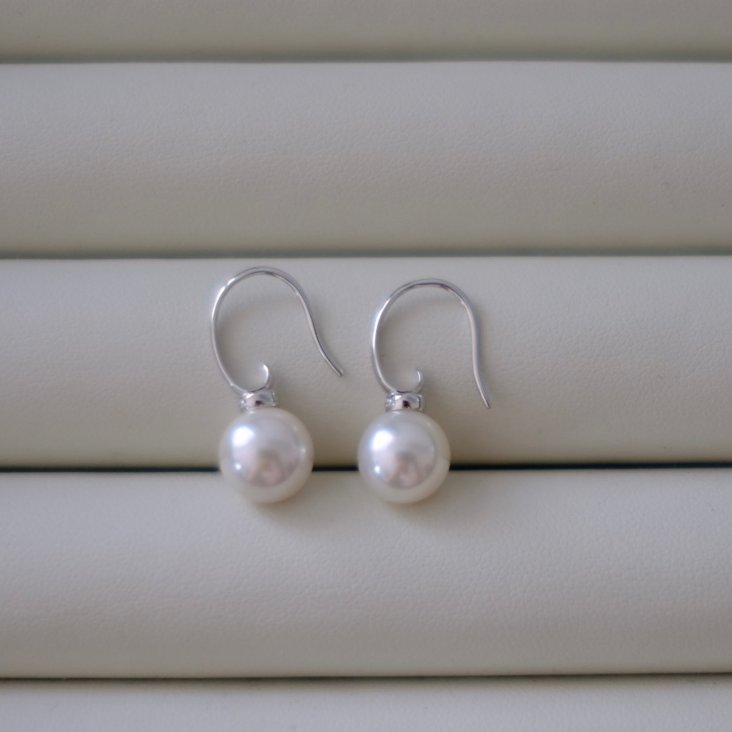 Z72 Classic Earrings Accessories, AU750, Diamond 0.023ct