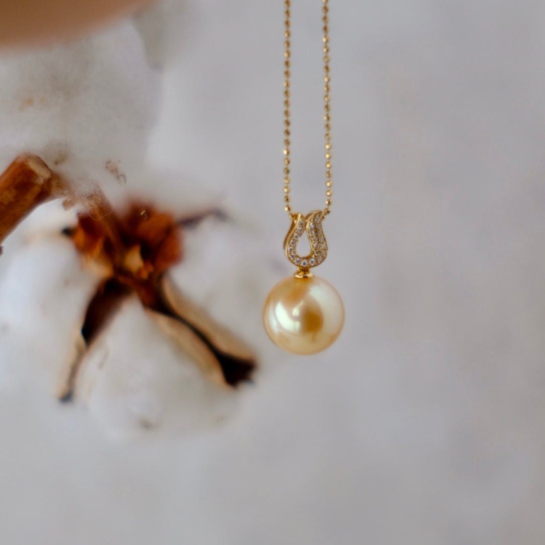 Golden South Sea Pearl, 18K Diamond Pendant, 11.8mm