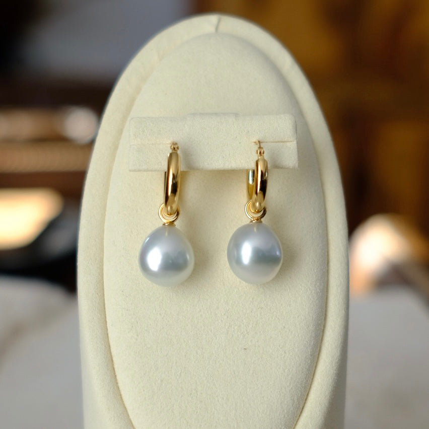 Z025 Classic Earrings Accessories, AU750
