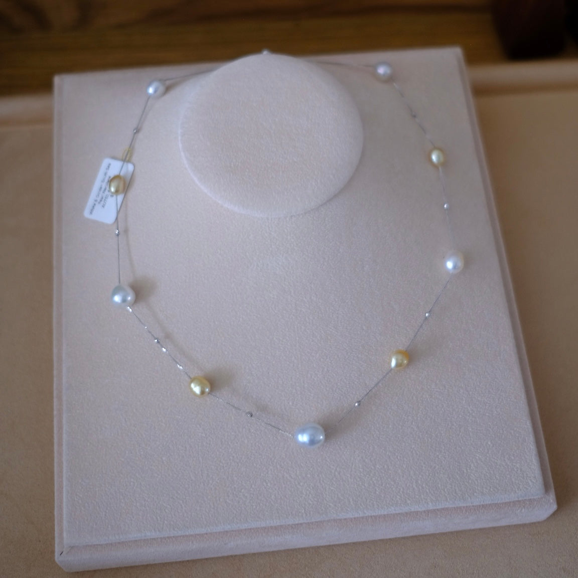 White and Golden South Sea Pearl, 18K Chain, Baroque, 6-9.2mm