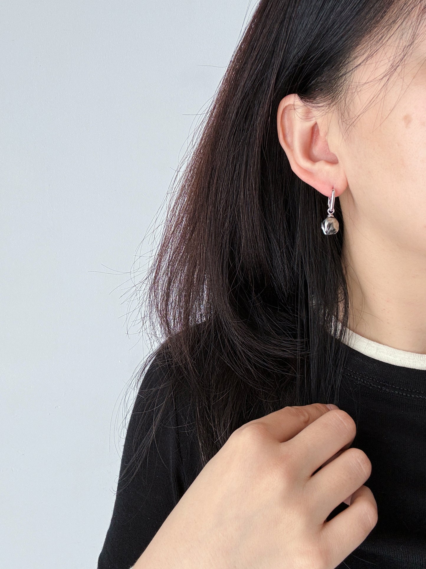 Z033 Classic Earrings Accessories, AU750, 2.219g