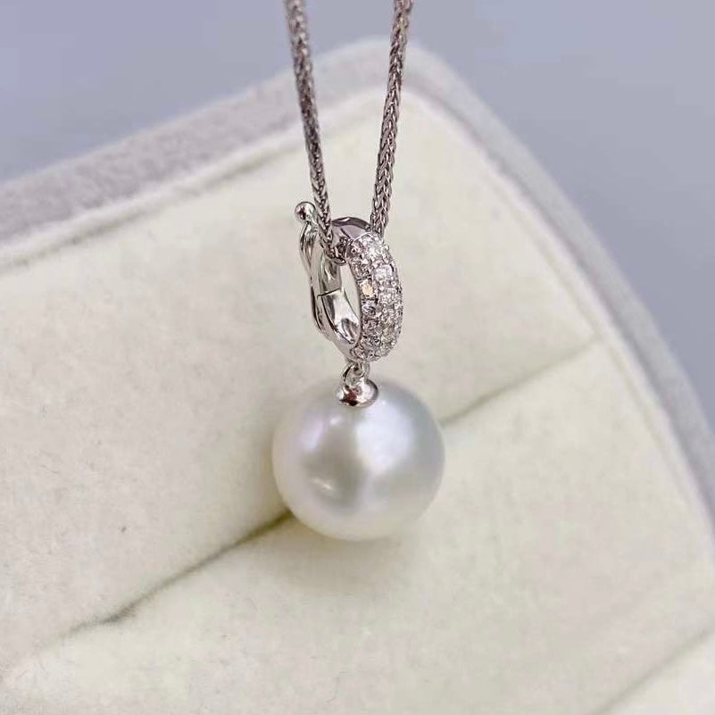 Z015 Classic Bails, AU750, Diamond 0.122ct