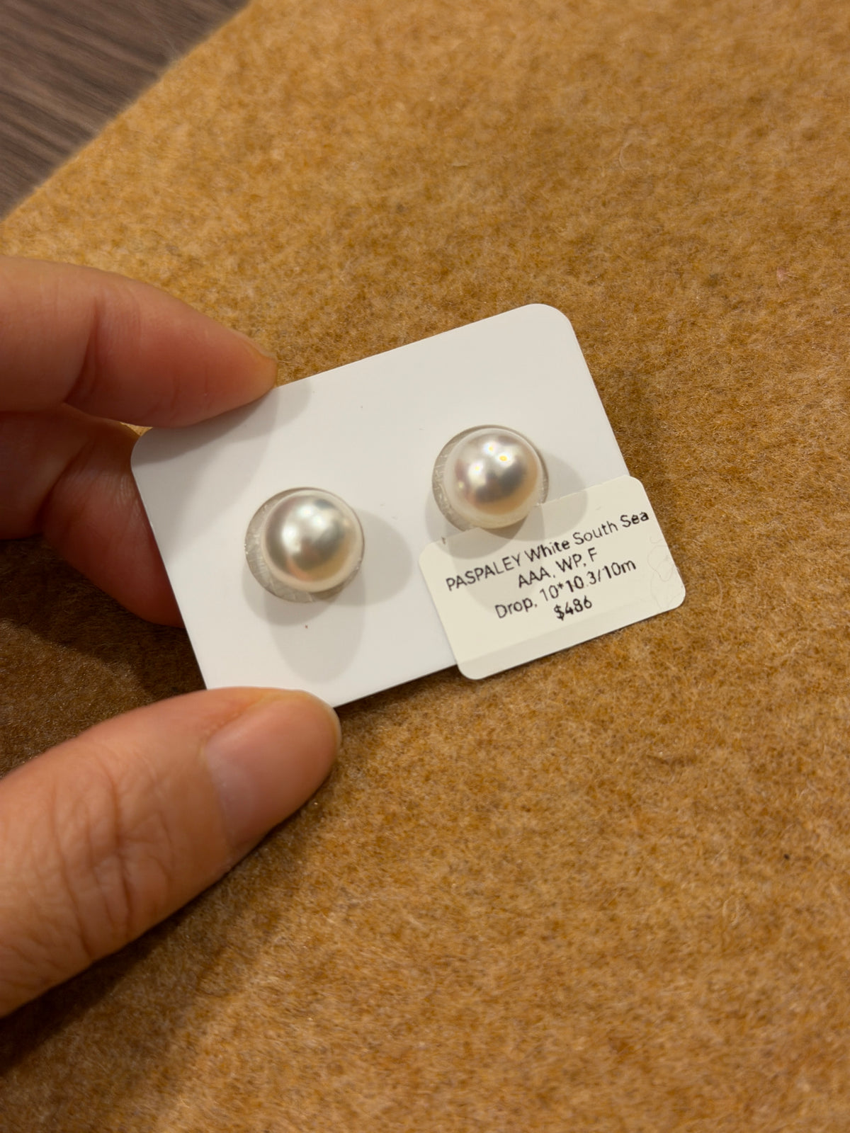 White South Sea Pearl Earring 486
