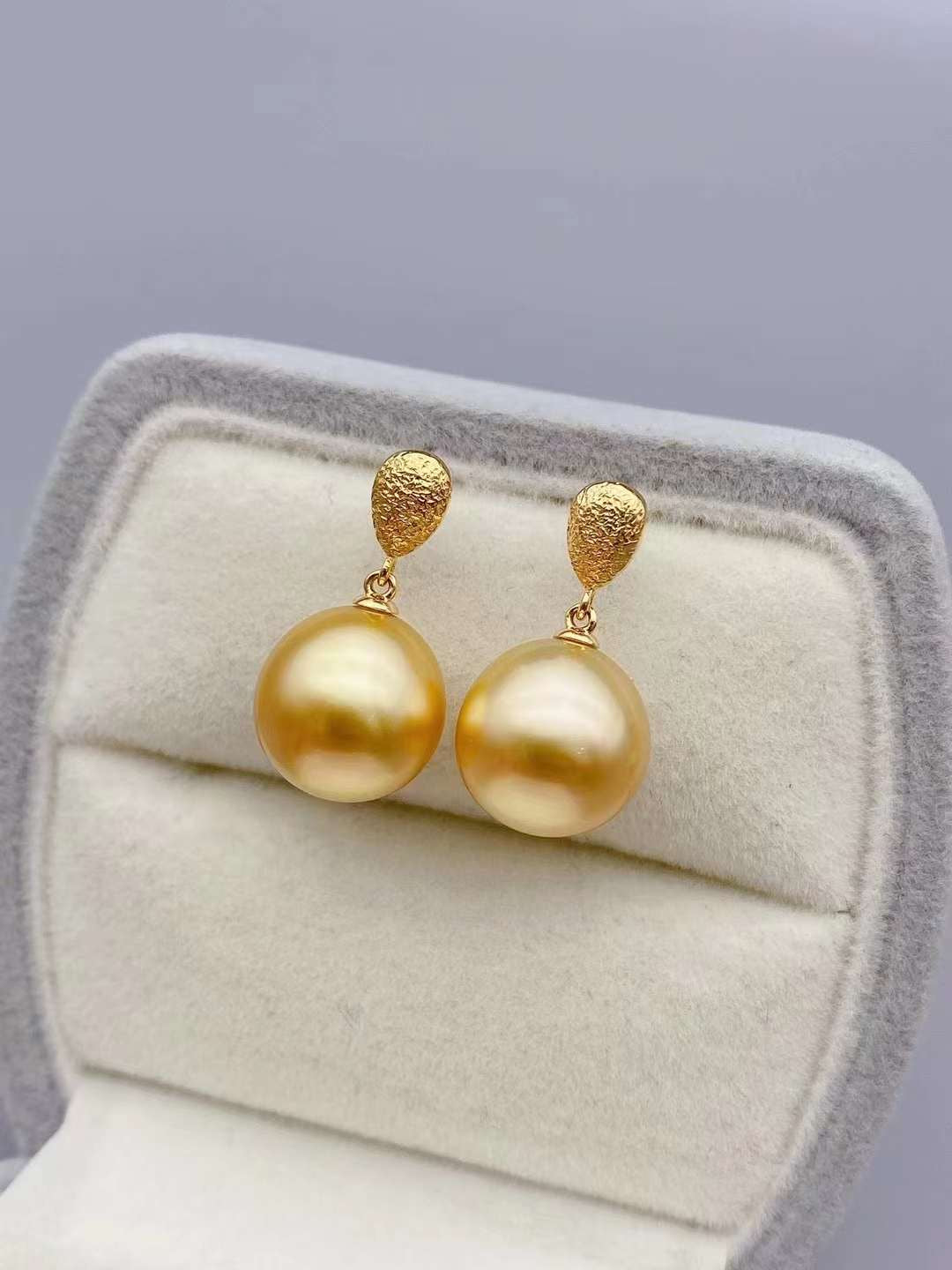 Z026 Classic Earrings Accessories, AU750
