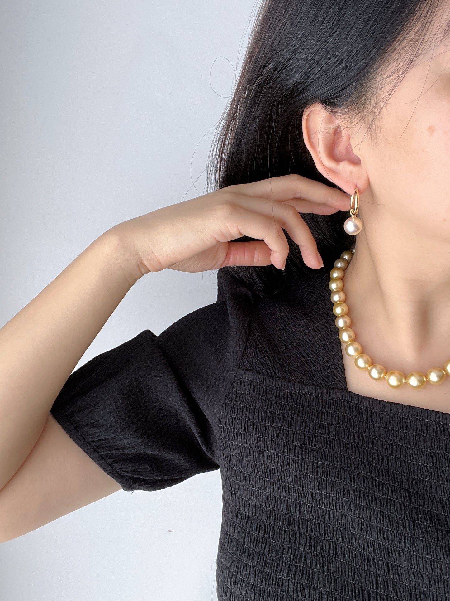 Z025 Classic Earrings Accessories, AU750