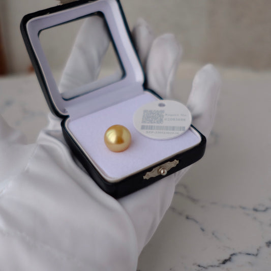 Golden South Sea Pearl, 13.4mm, Loose Pearl, GUILD Certificate