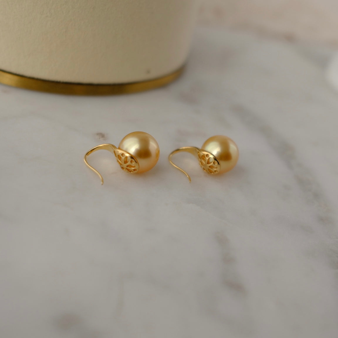Golden South Sea Pearl, 18K Earrings, 11.4mm