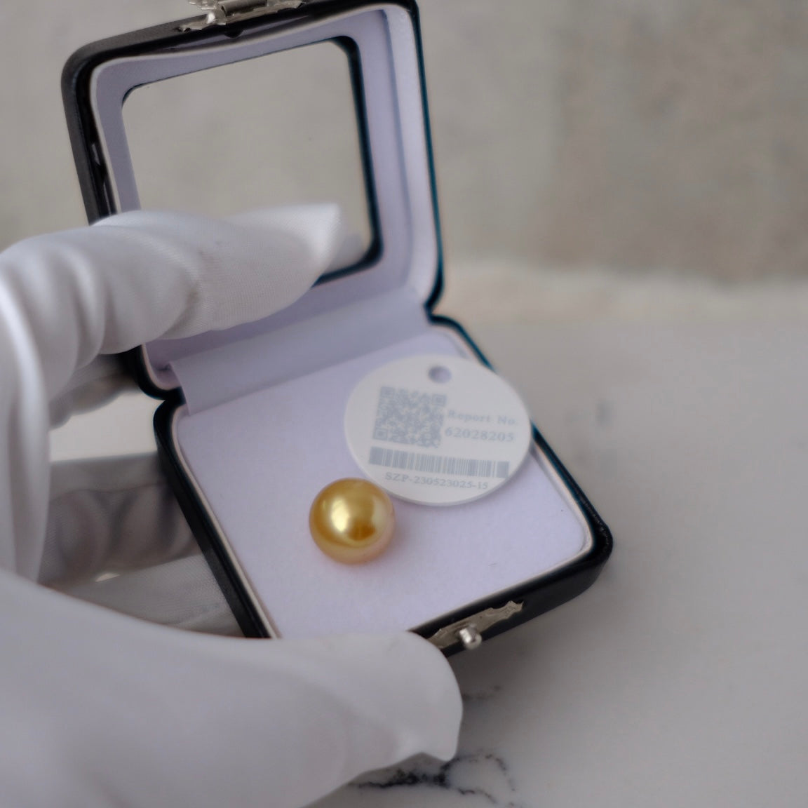 Golden South Sea Pearl, 13mm, Loose Pearl, GUILD Certificate