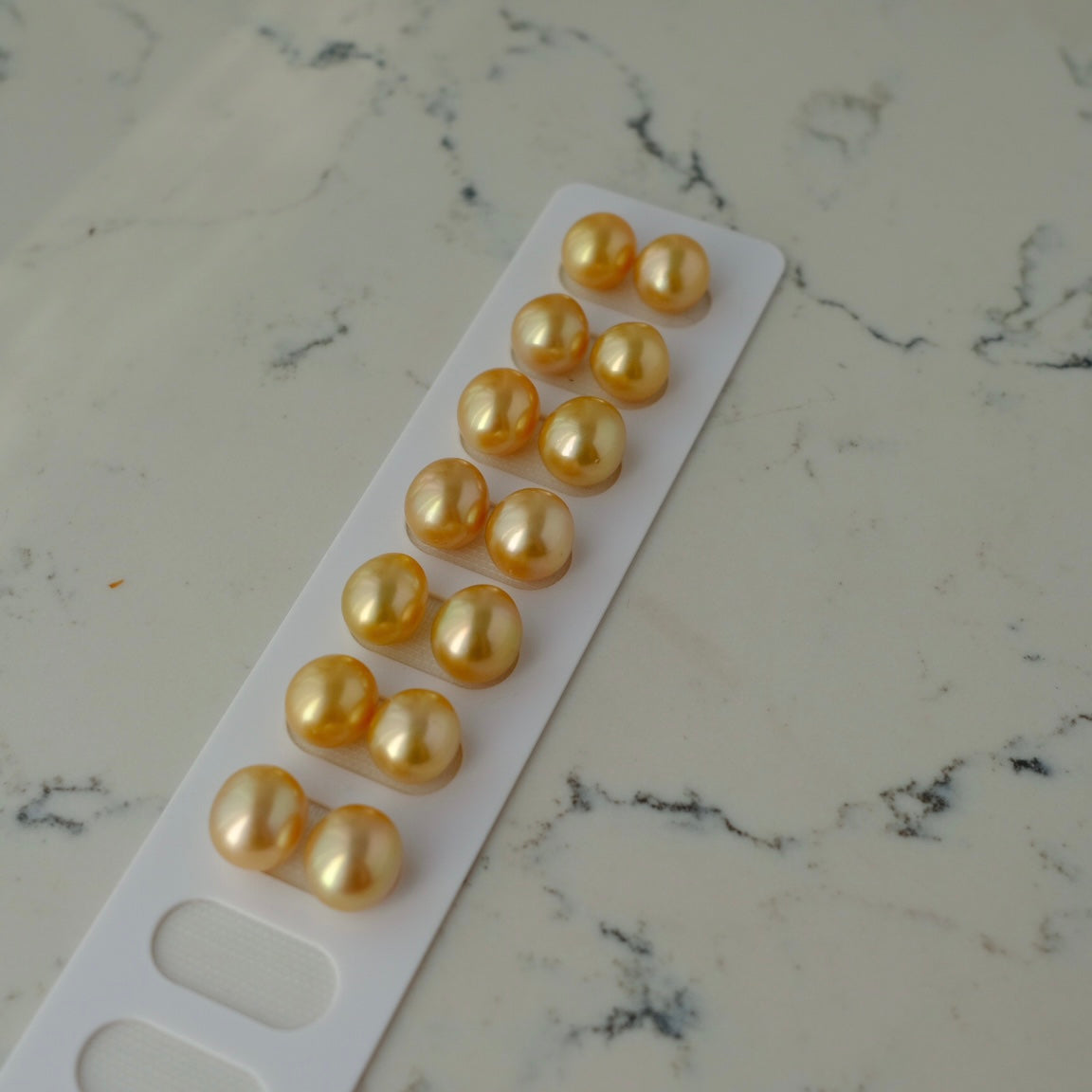 Loose Pearl, Golden South Sea Pair, 12-14mm