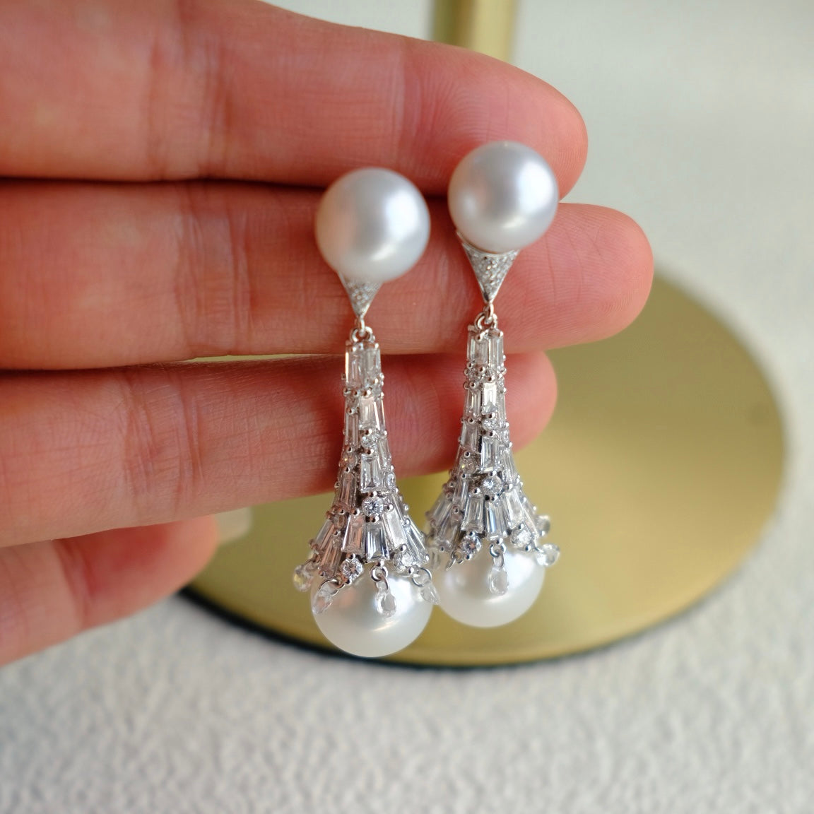 CE006 Rewind Vintage Earrings
