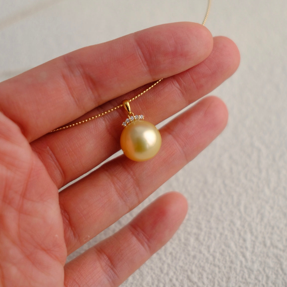 Golden South Sea Pearl, 18K Diamond 0.04ct Pendant, 12.2mm
