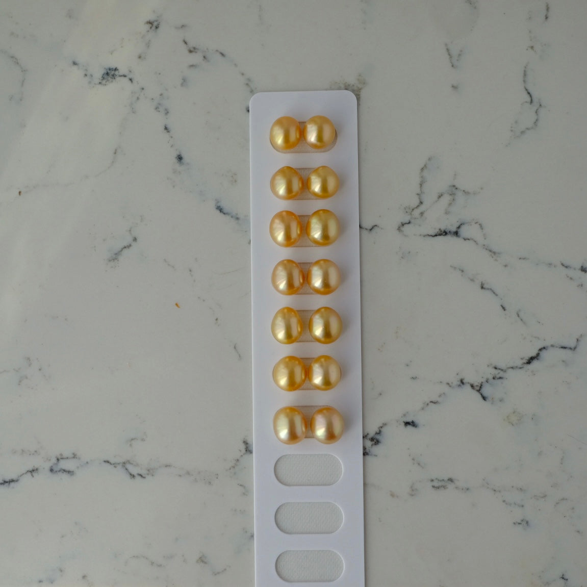 Loose Pearl, Golden South Sea Pair, 12-14mm