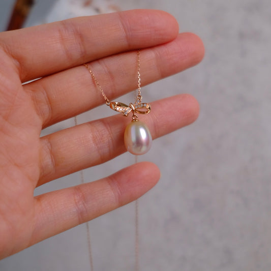 Golden South Sea Pearl, 18K Diamond Necklace, 10.2*12.5mm