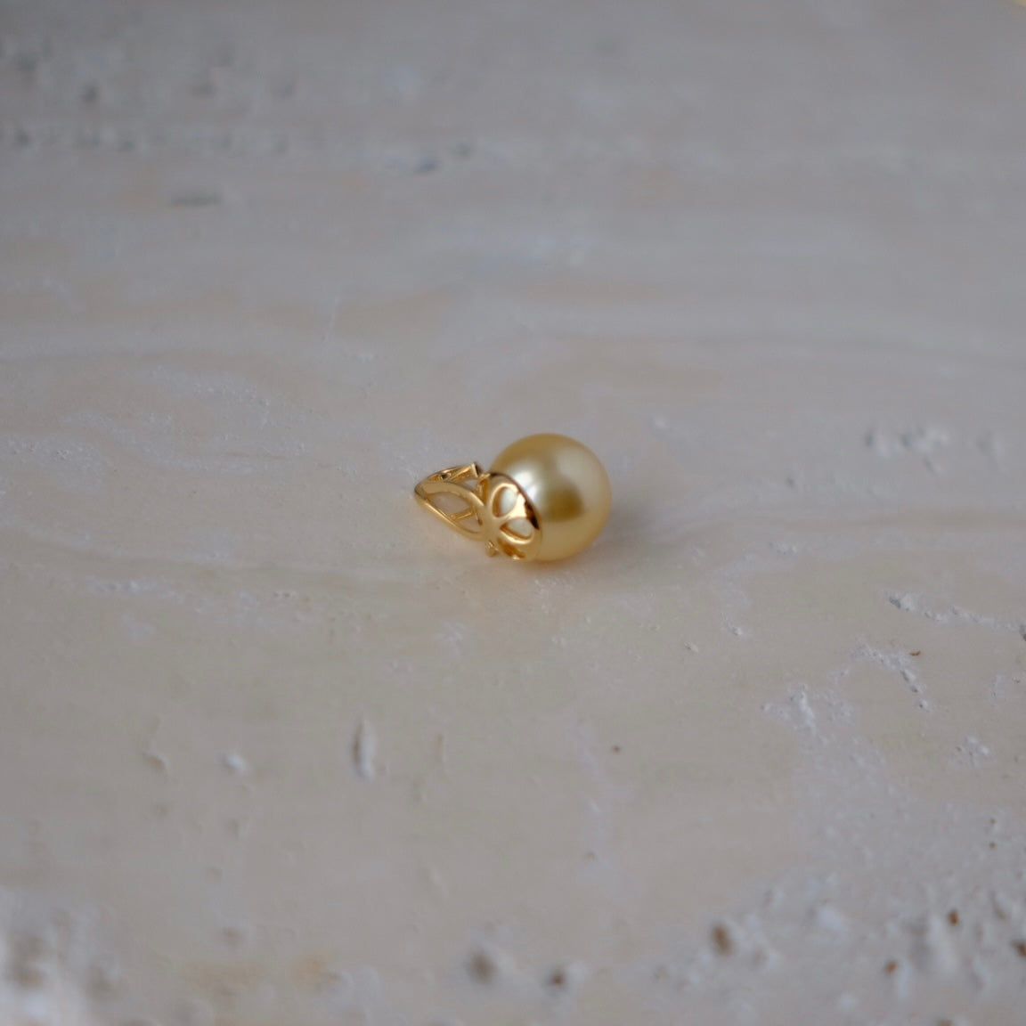 Golden South Sea Pearl, 18K Diamond Pendant, 13.2mm
