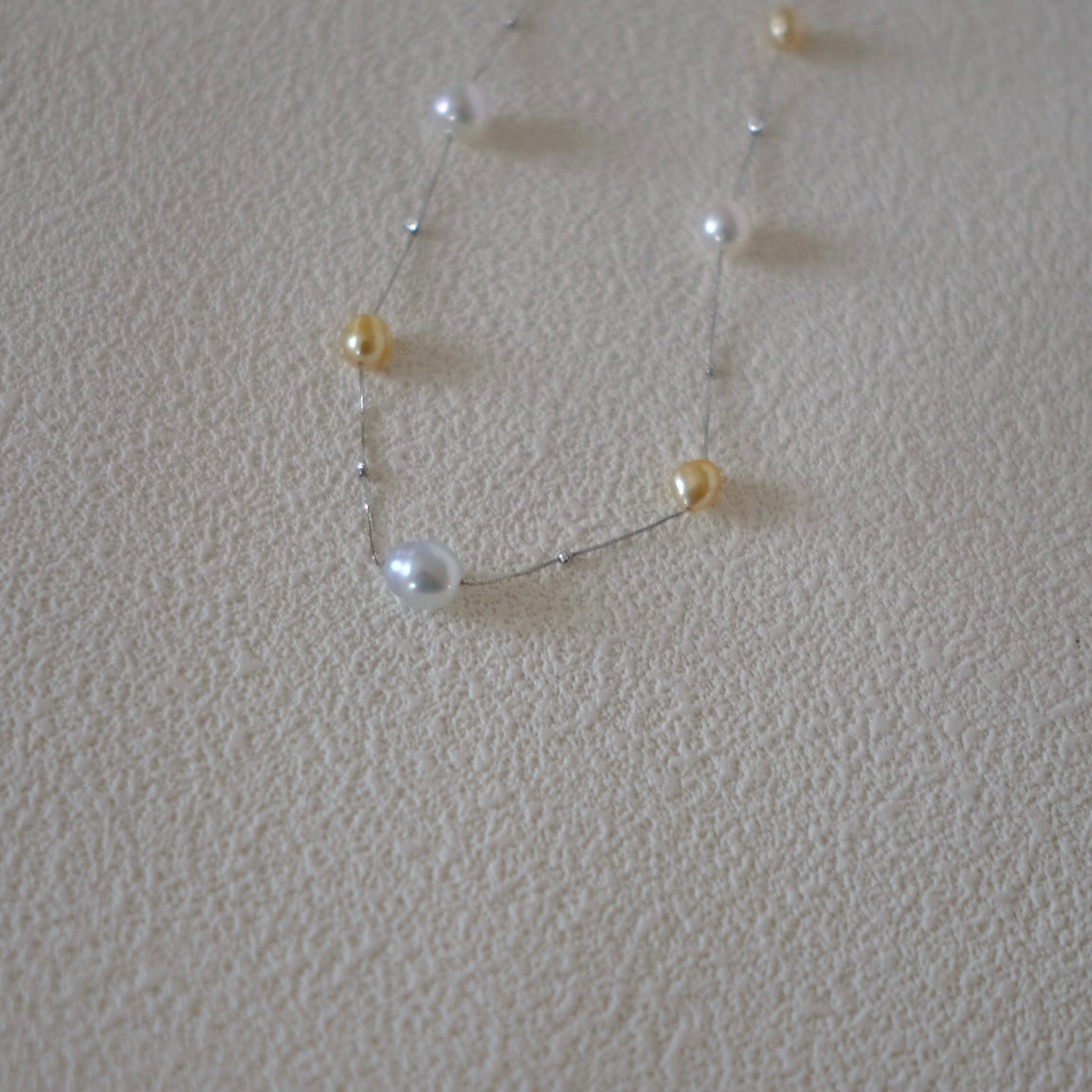 White and Golden South Sea Pearl, 18K Chain, Baroque, 6-9.2mm