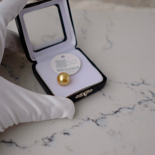 Golden South Sea Pearl, 13mm, Loose Pearl, GUILD Certificate