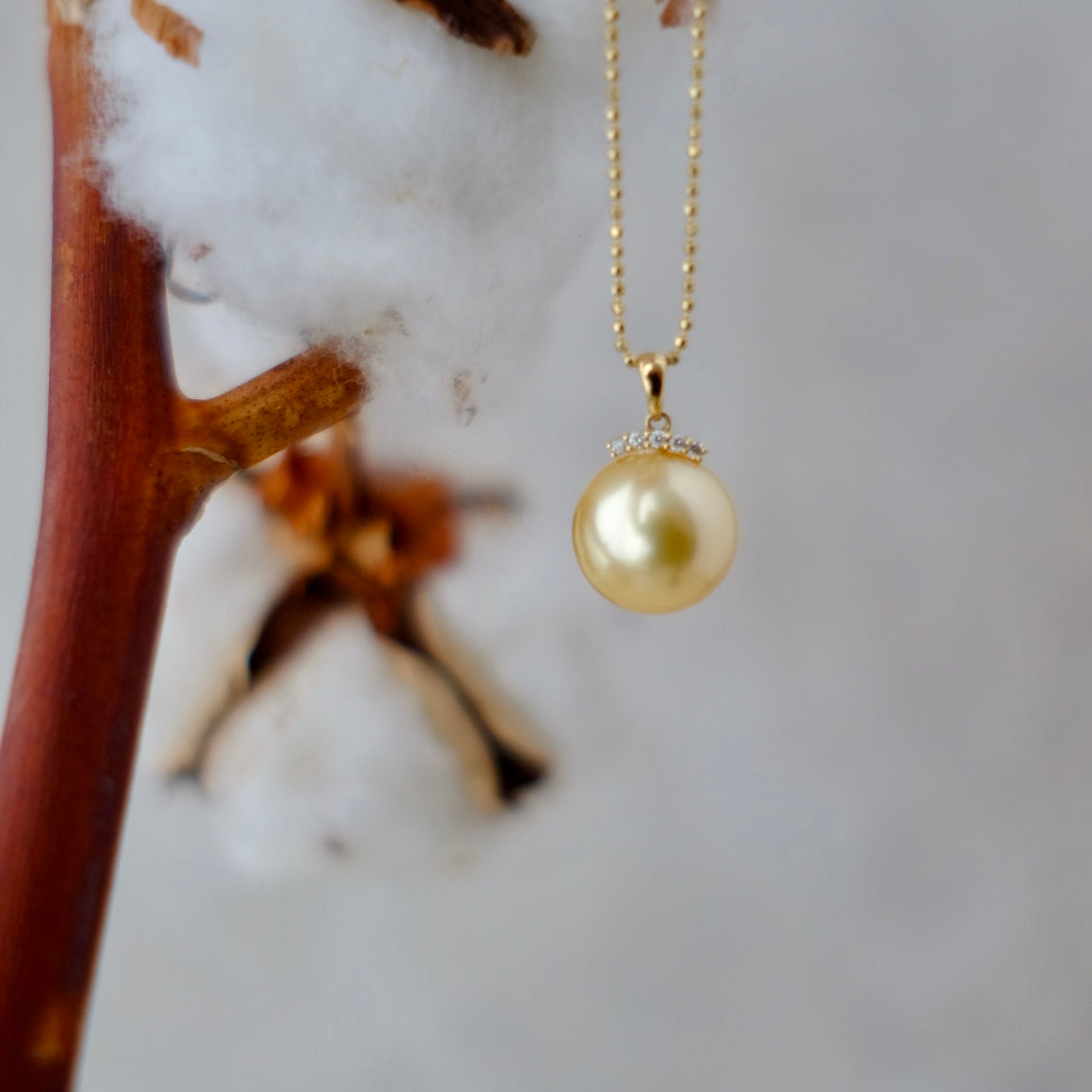 Golden South Sea Pearl, 18K Diamond Pendant, 11.7mm