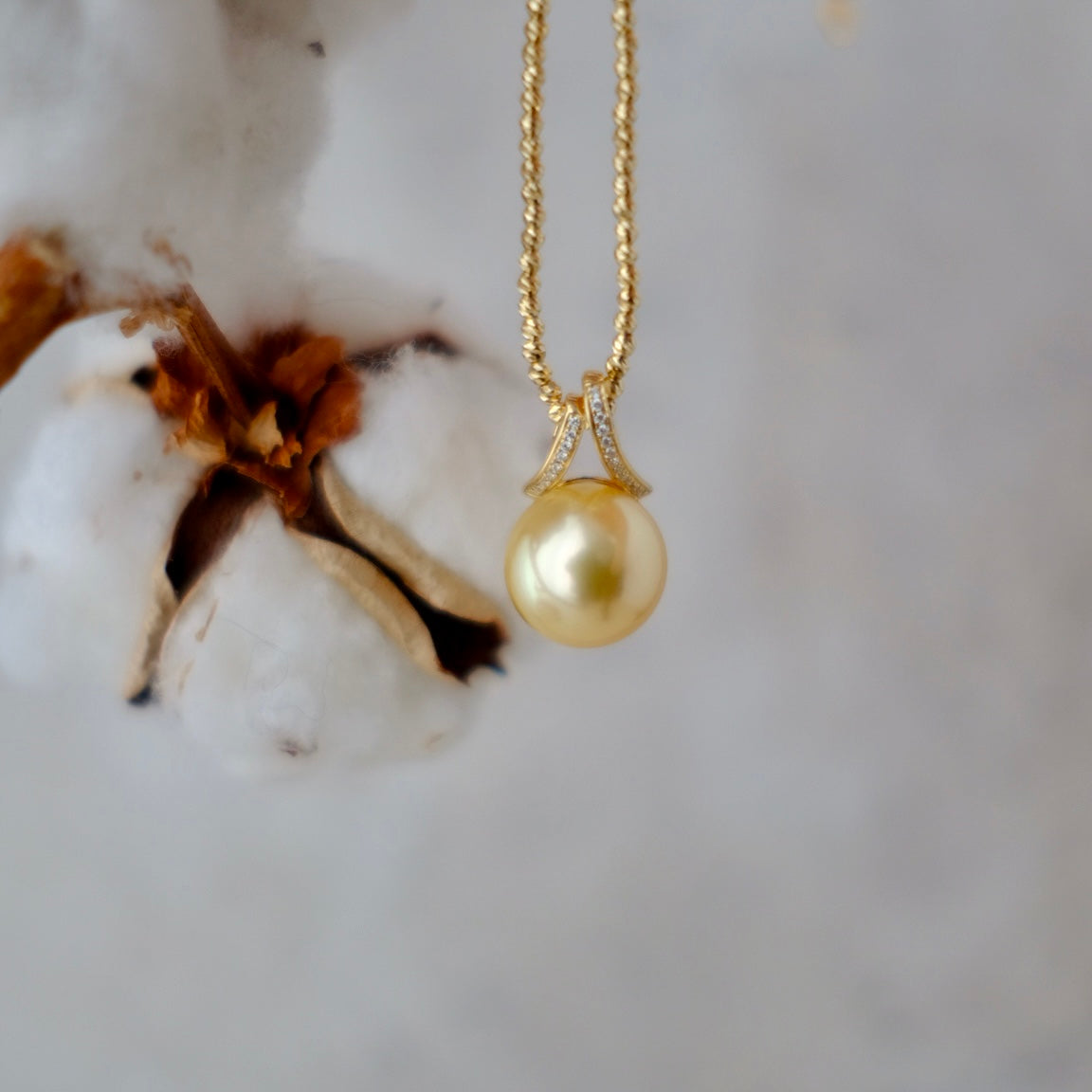 Golden South Sea Pearl, 18K Diamond Pendant, 13.2mm