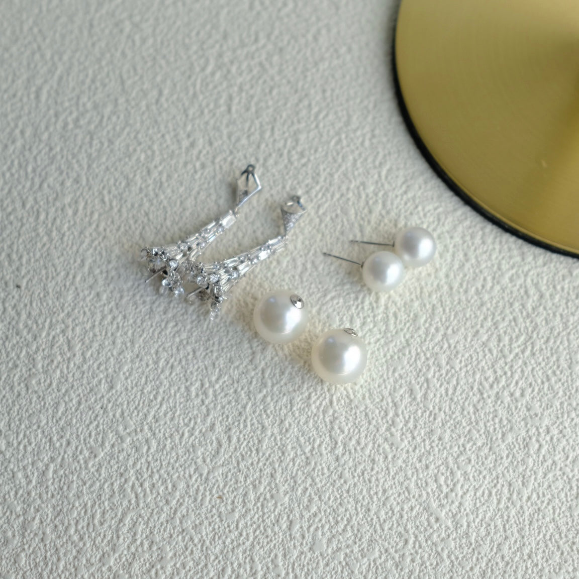 CE006 Rewind Vintage Earrings
