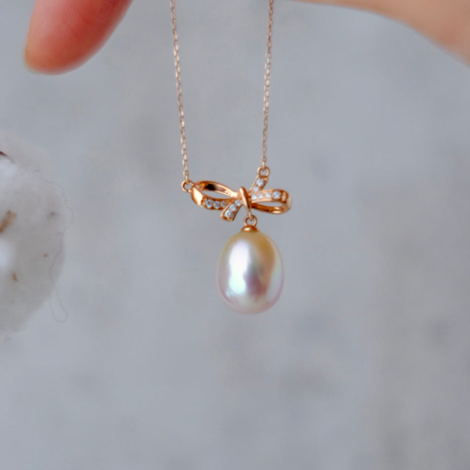 Golden South Sea Pearl, 18K Diamond Necklace, 10.2*12.5mm