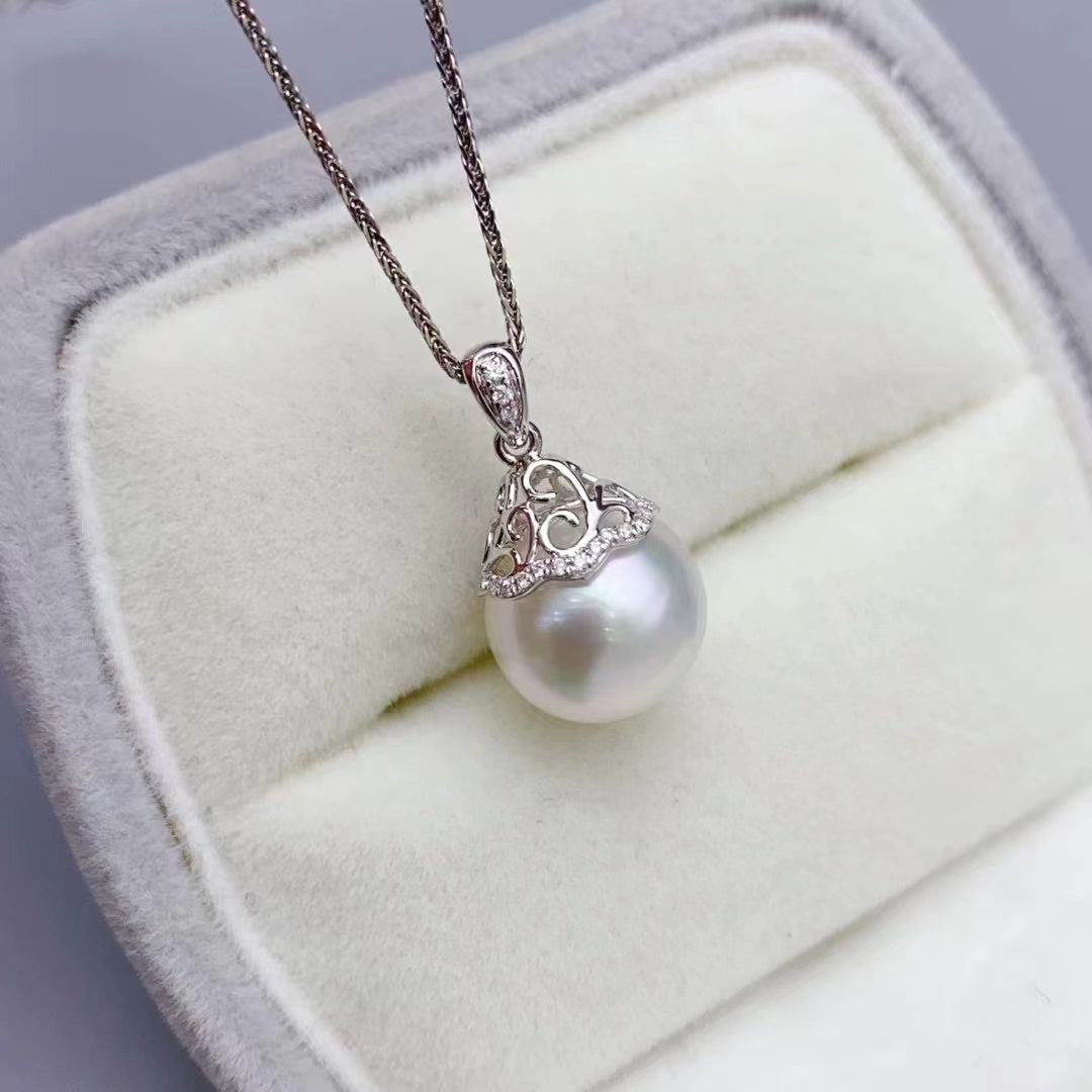 Z077 Classic Bails, AU750, Diamond 0.047ct