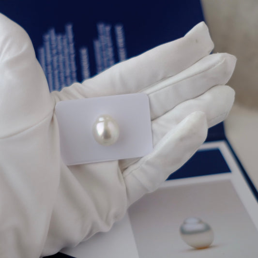 White South Sea Loose Pearl, 14.1*16.6mm, 18K Diamond, PASPALEY