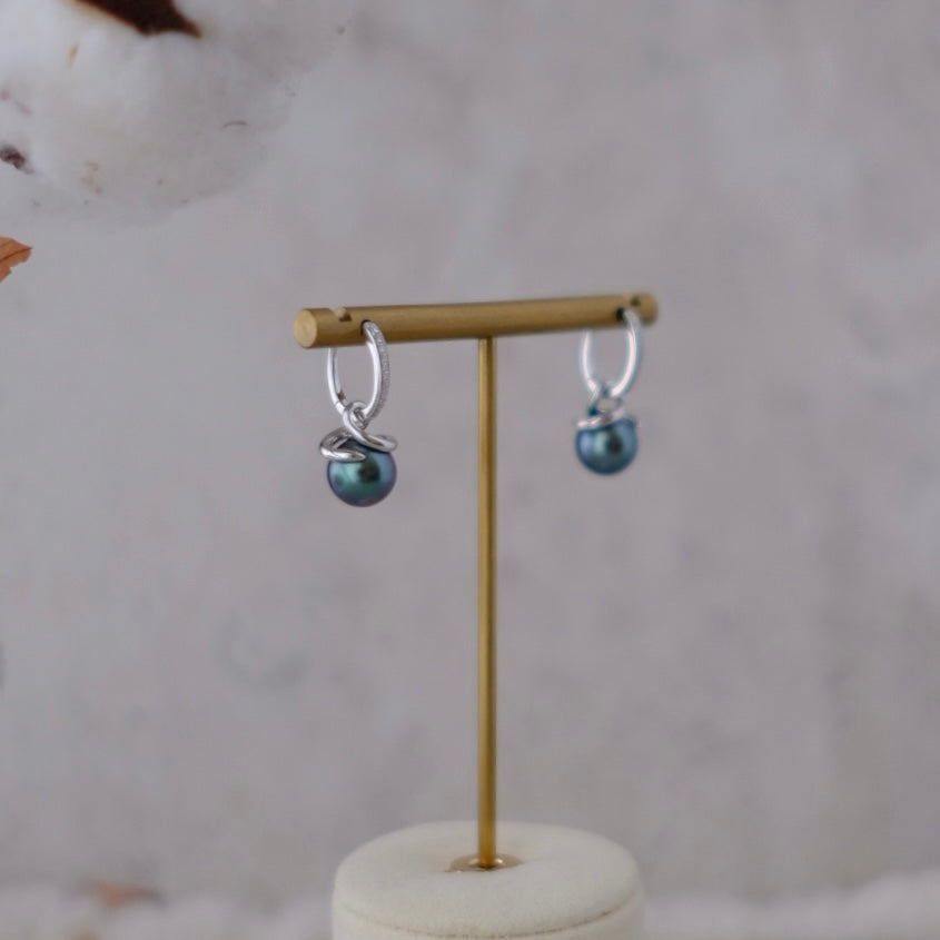 CE003 Twisted Earrings- Miki