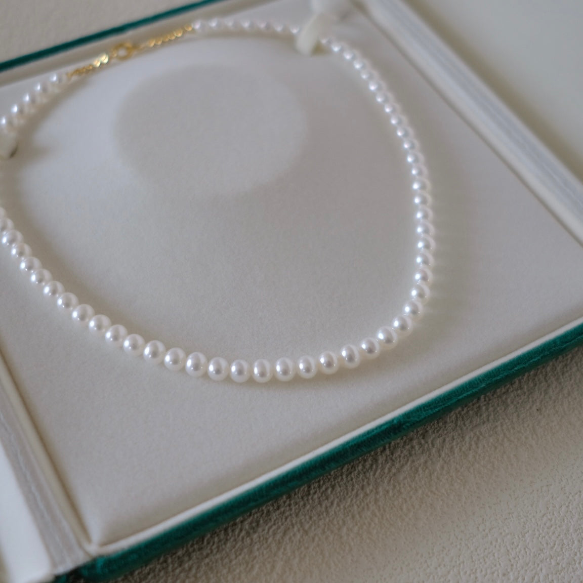 White Freshadama Freshwater Pearl Necklace,6-7mm 20 Inch