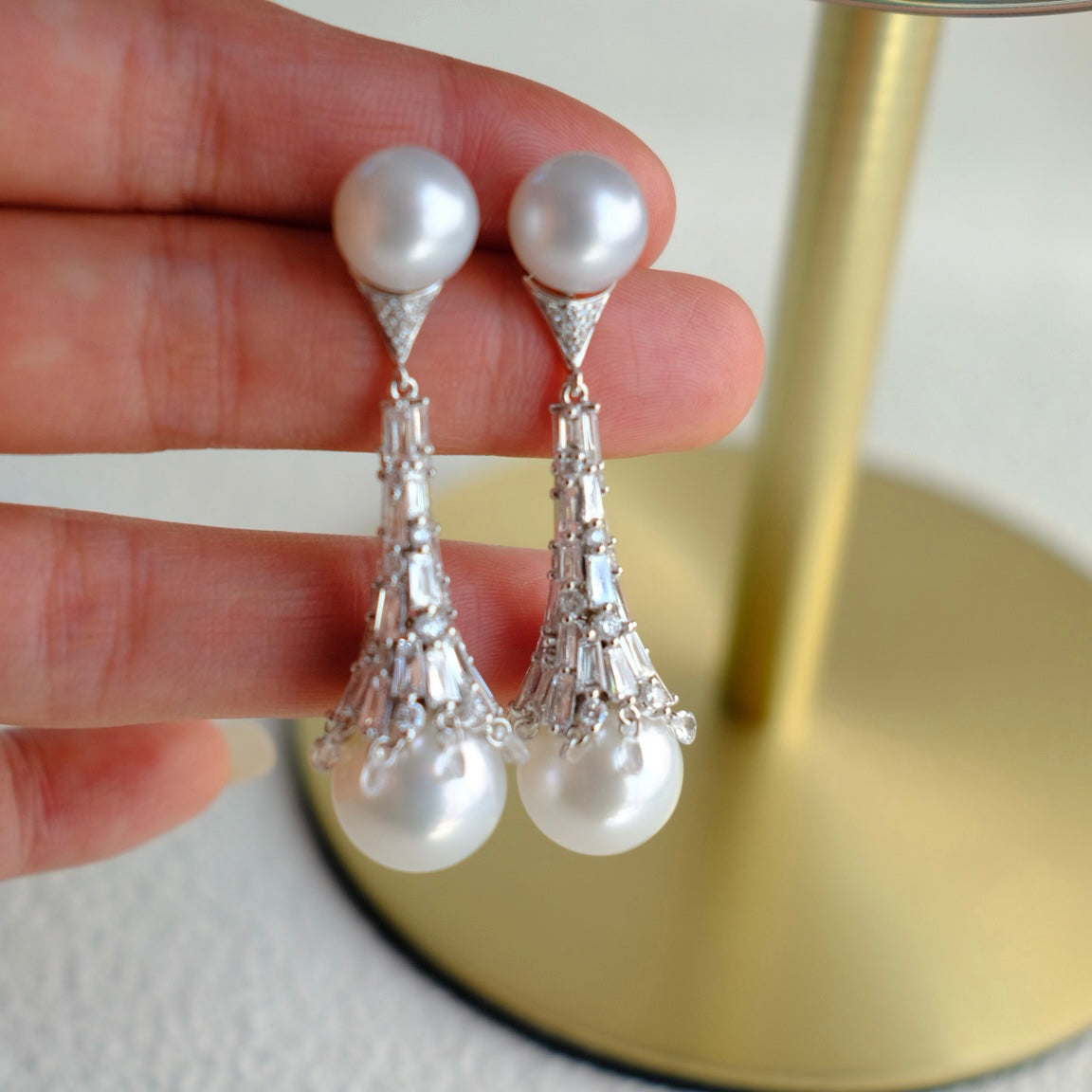 CE006 Rewind Vintage Earrings