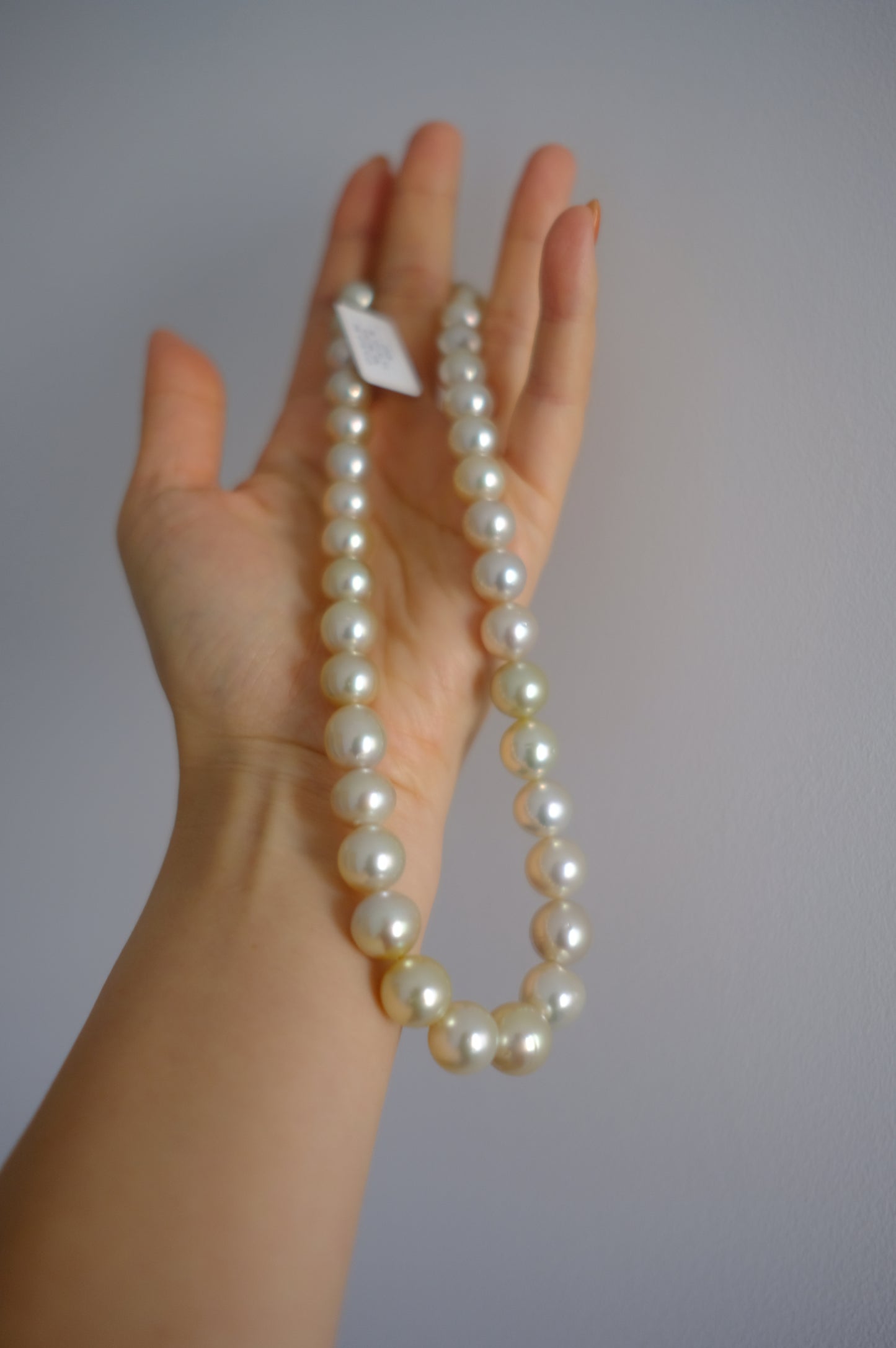 White South Sea Pearl Necklace, 9-13mm, AURORA PHOENIX, PEARL SCIENCE LABORATORY