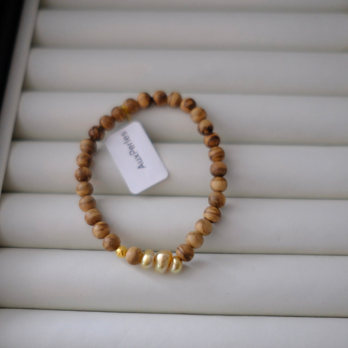 Golden South Sea Pearl Bracelet, Keshi, Daragan Agarwood 6mm, AU999