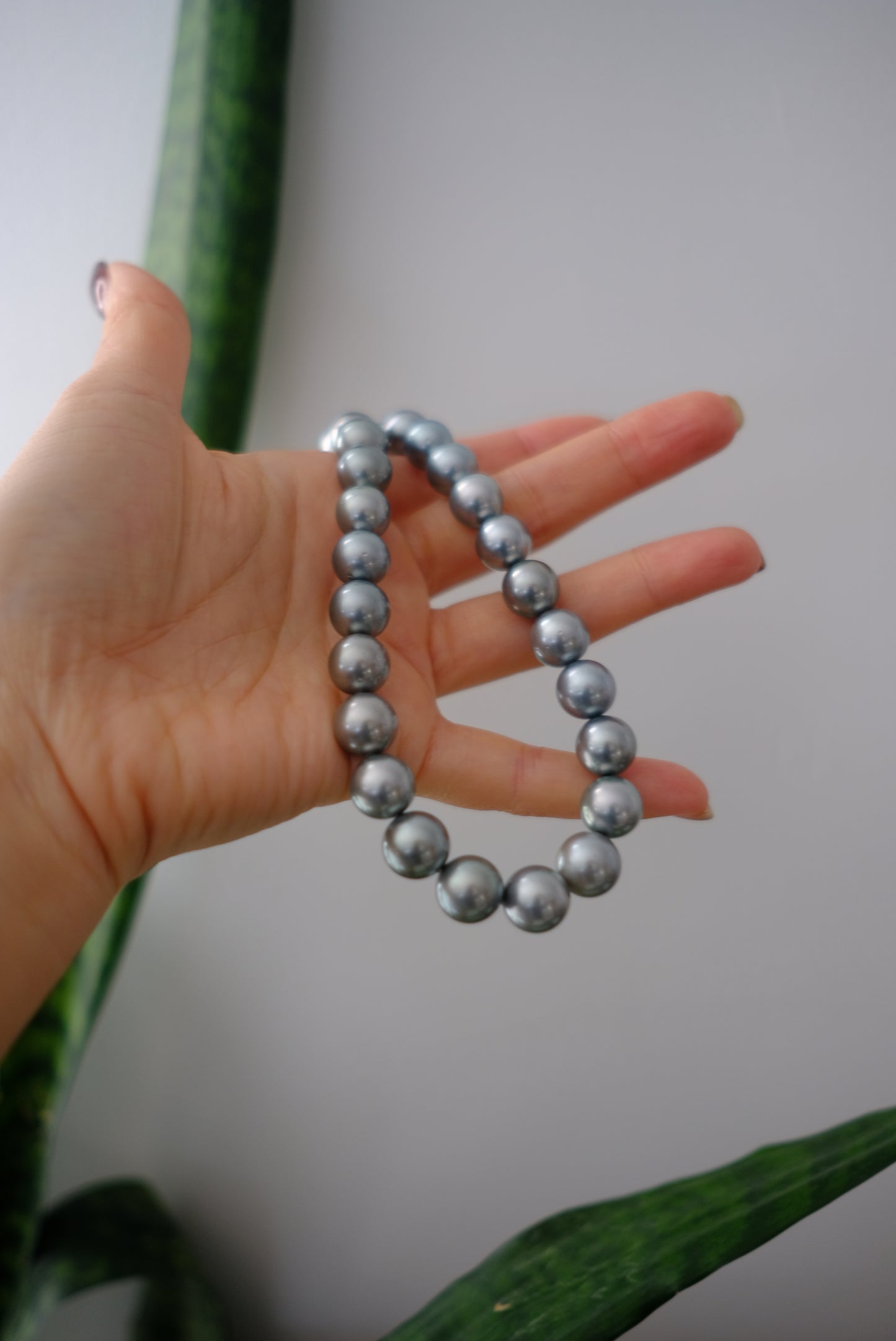 Tahitian Platinum Gray Necklace, 10-11.9mm, Pearl Necklace, GUILD Certificate #7773