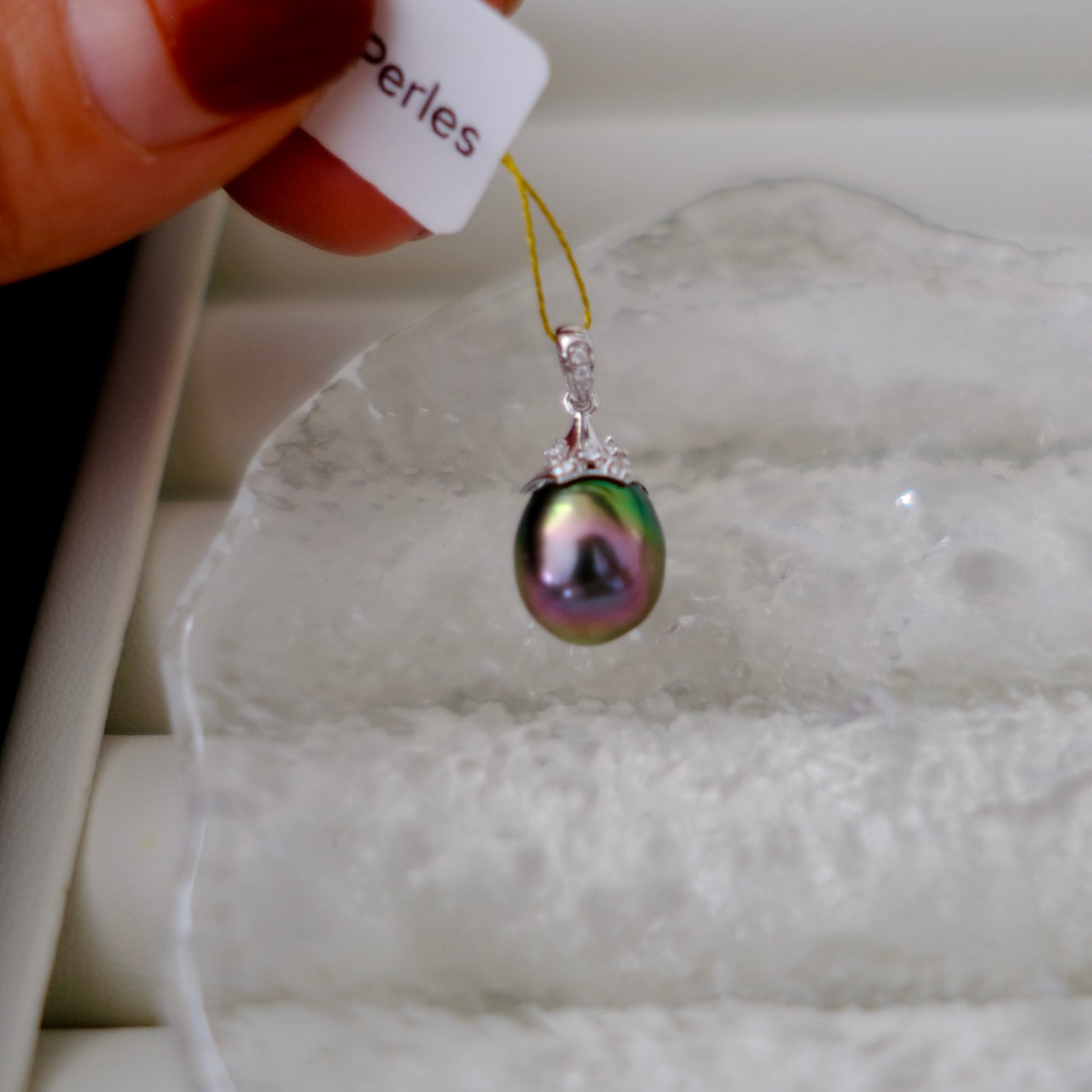 Tahitian Pearl 18K Diamond Pendant, 9.7*12.4mm, 0.048ct