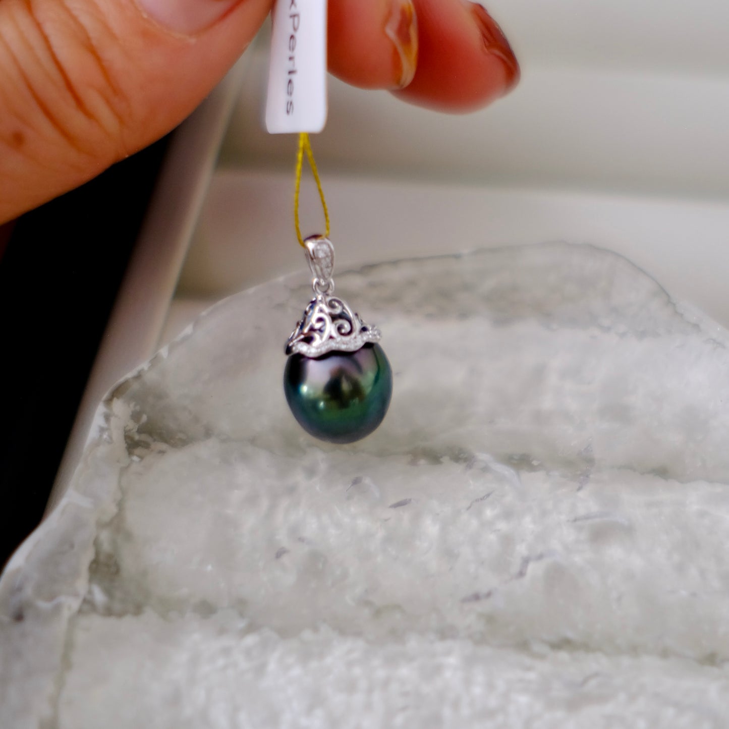 Tahitian Pearl 18K Diamond Pendant, 11.1*13mm, 0.047ct