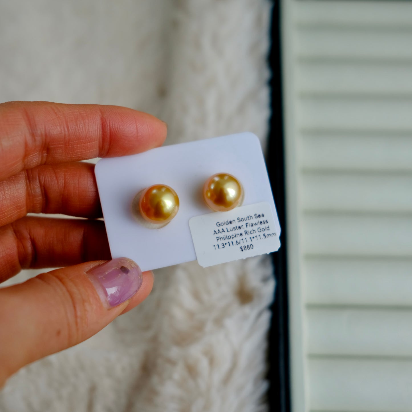 Golden South Sea Pair, Loose Pearl, Near Round, Rich Gold, 11.3*11.6/11.1*11.5mm