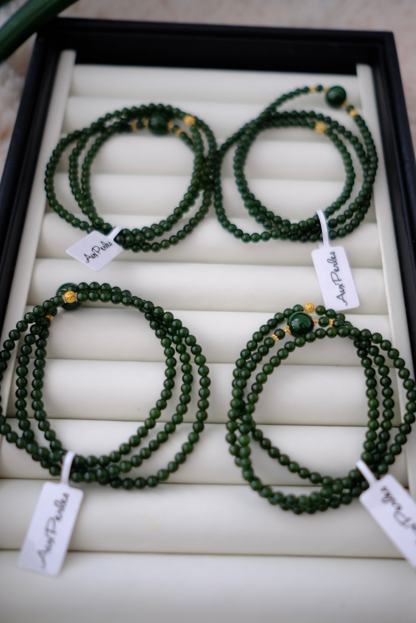 Siberian Jade Bracelet, AU750, 4mm/10mm