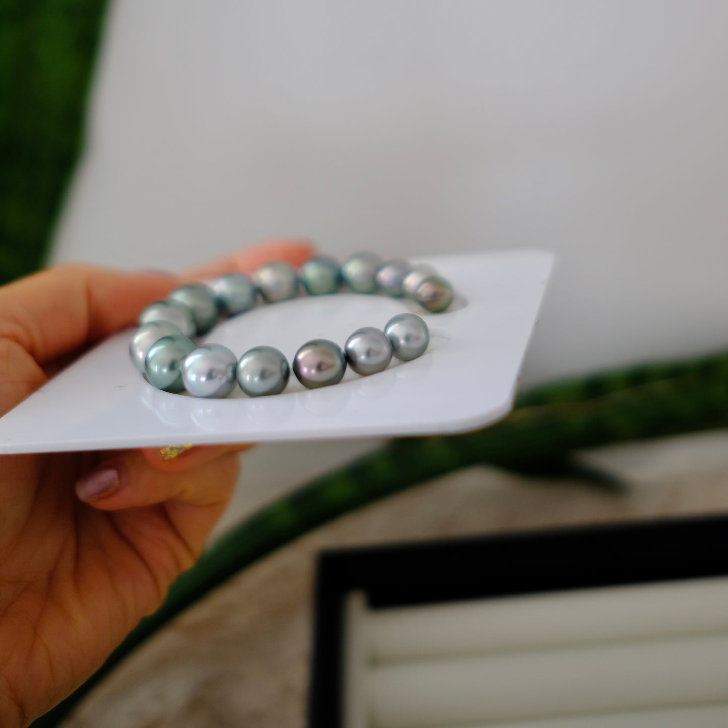 Tahitian Pearl Bracelet, Round/Near Round, Platinum Grey, 8.1-12.5mm
