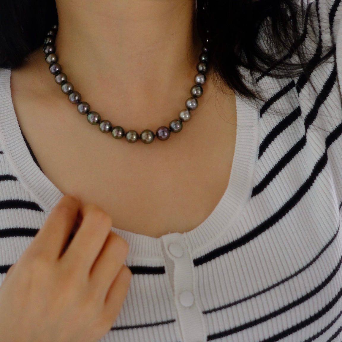 Tahitian Peacock Necklace, 8.3-10.9mm, Pearl Necklace, GUILD Certificate